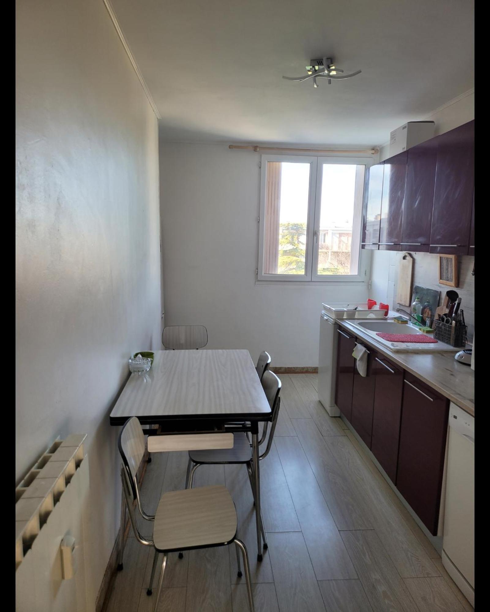 Elegant Apparemment 60m2 Climatise *