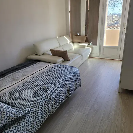 Elegant Apparemment 60M2 Climatise Apartment Avignon Exterior photo