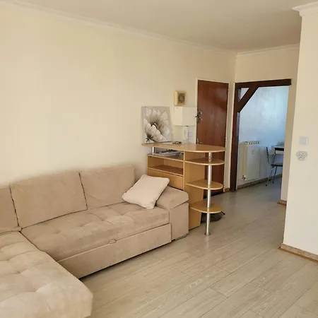 Elegant Apparemment 60M2 Climatise Apartment Avignon Exterior photo